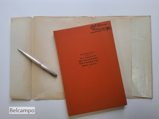 Die Dressur des Reitpferdes für Turnier und Hohe Schule.